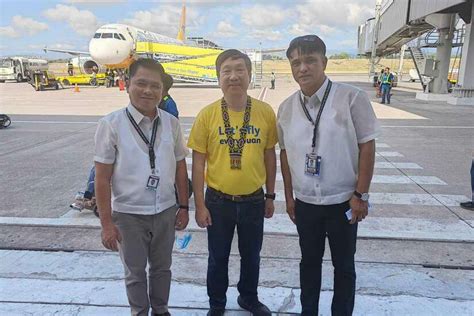 Flight from Clark .